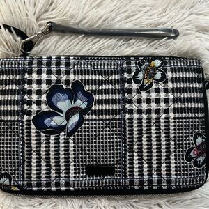 Vera Bradley RFID On the Go Wristlet